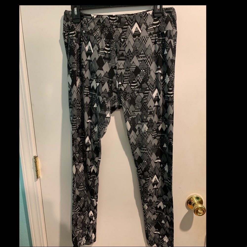 💕💕3 for $22💕💕LulaRoe Leggings